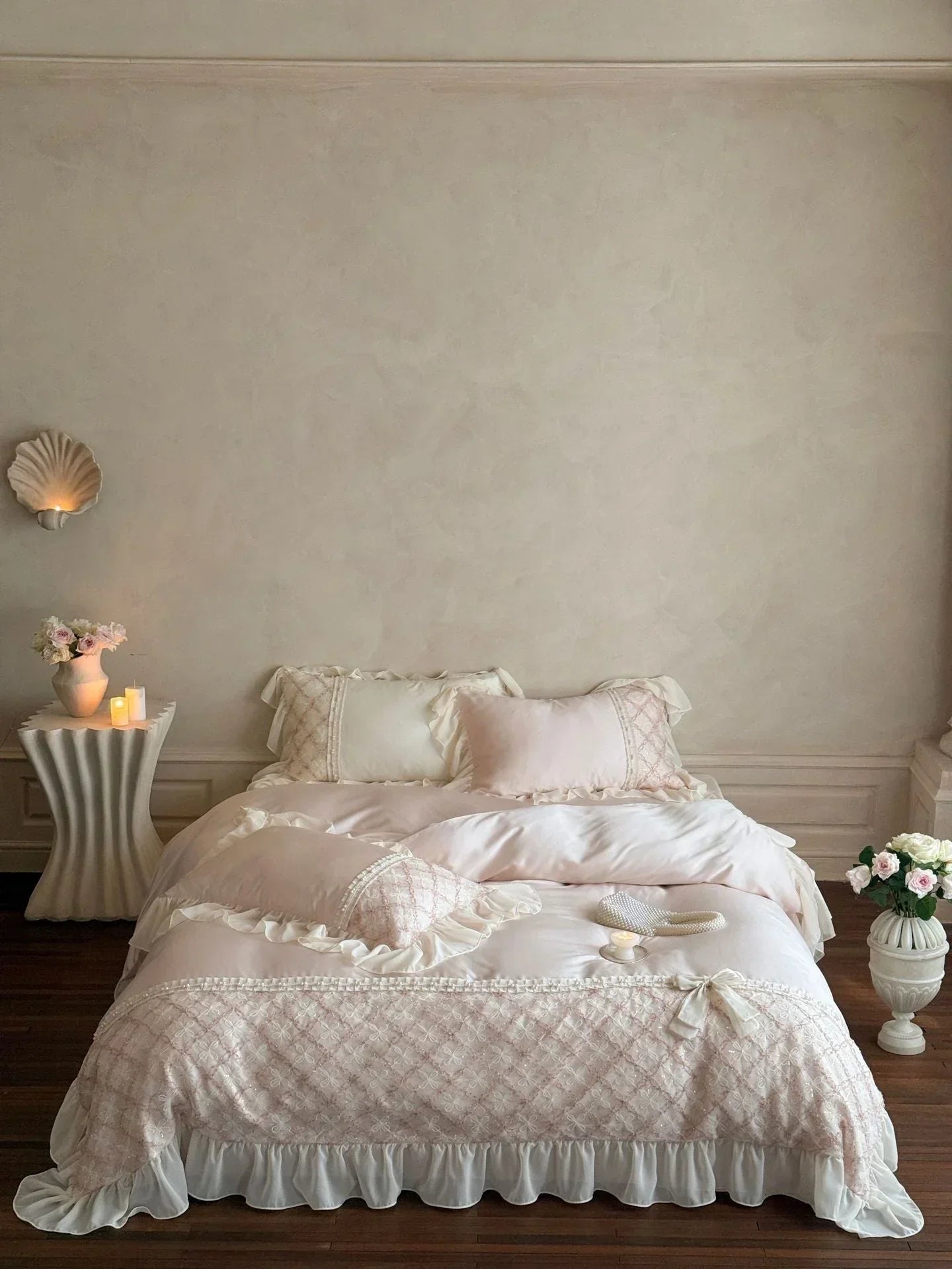 Haute Pearl TENCEL™ Bedding Set / White Romance Ever Lasting