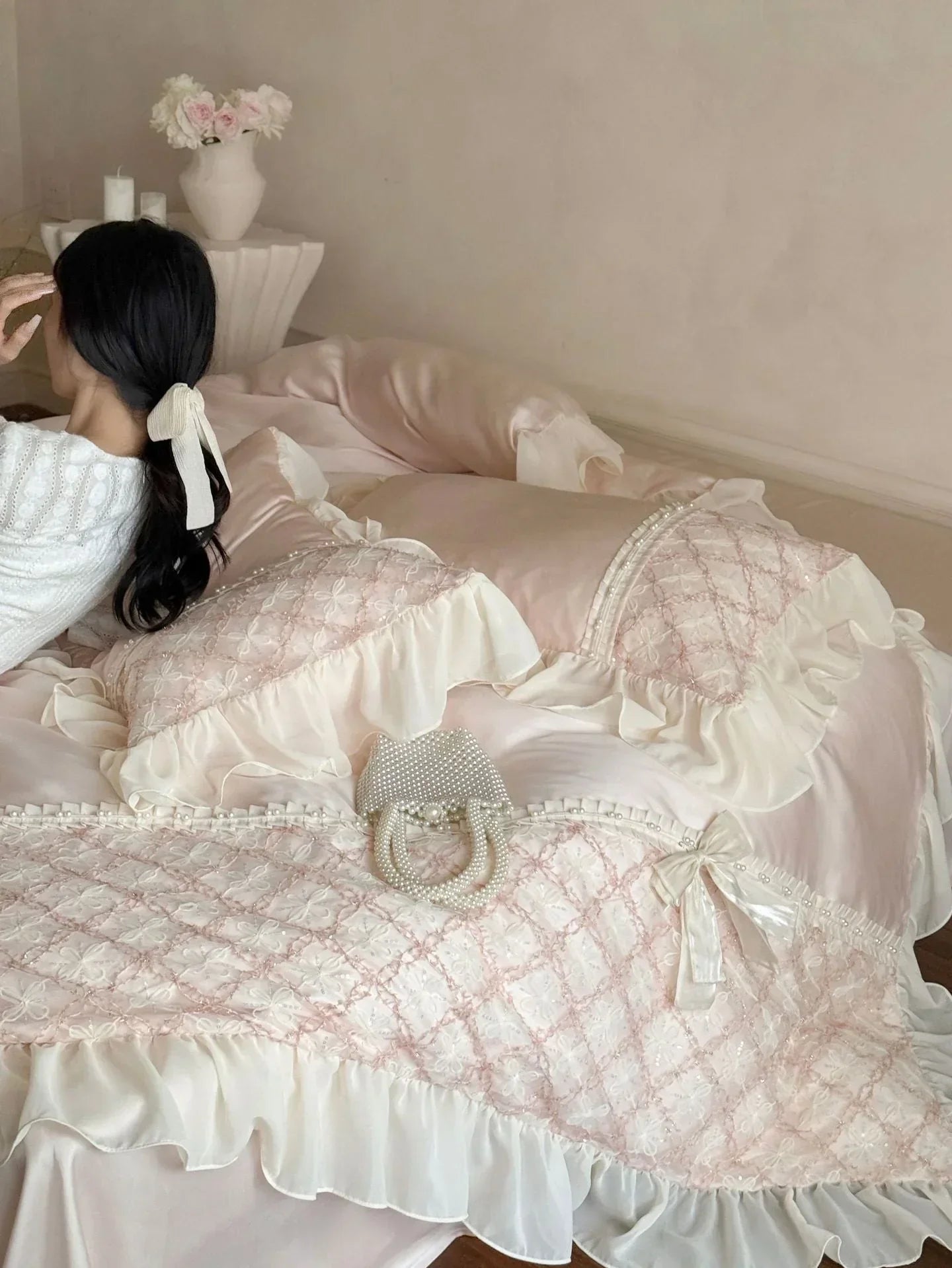 Haute Pearl TENCEL™ Bedding Set / White Romance Ever Lasting