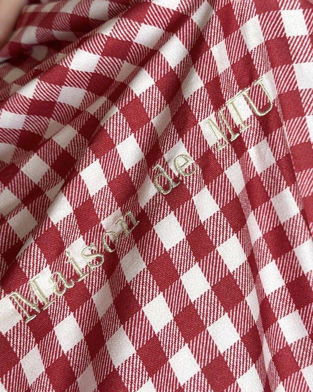 Hazel Vintage Gingham Ruffle Bedding Set / Black Ever Lasting