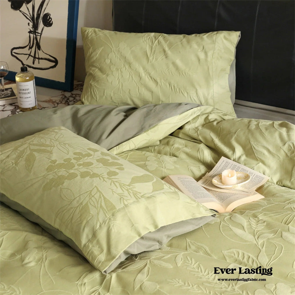 Hidden Garden Jacquard Floral Bedding Set / Moss Green Ever Lasting