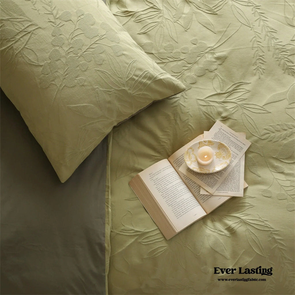 Hidden Garden Jacquard Floral Bedding Set / Moss Green Ever Lasting