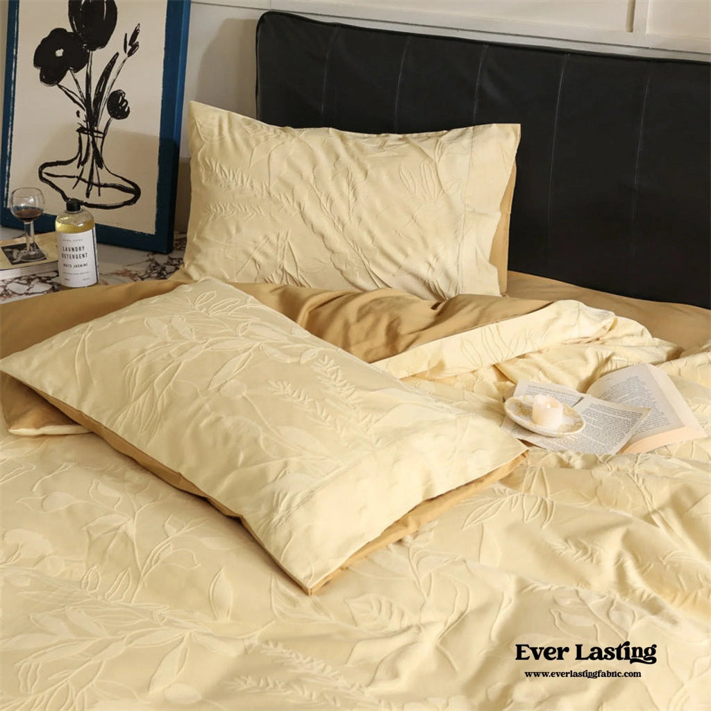 Hidden Garden Jacquard Floral Bedding Set / Moss Green Ever Lasting