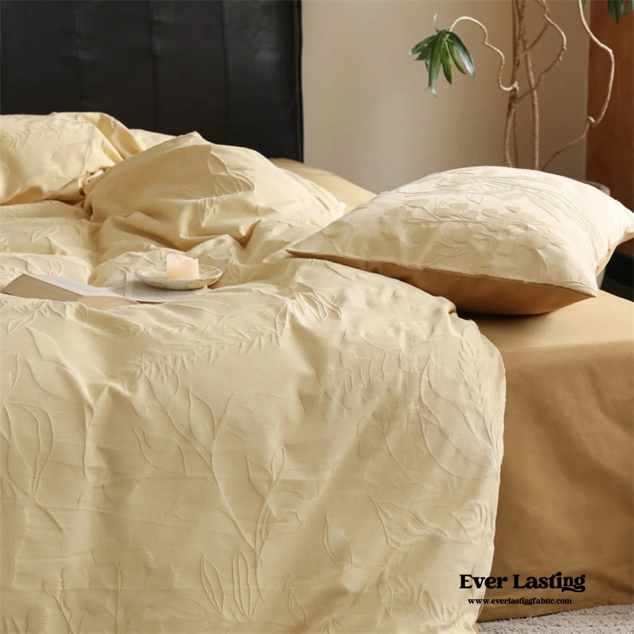 Hidden Garden Jacquard Floral Bedding Set / Moss Green Ever Lasting