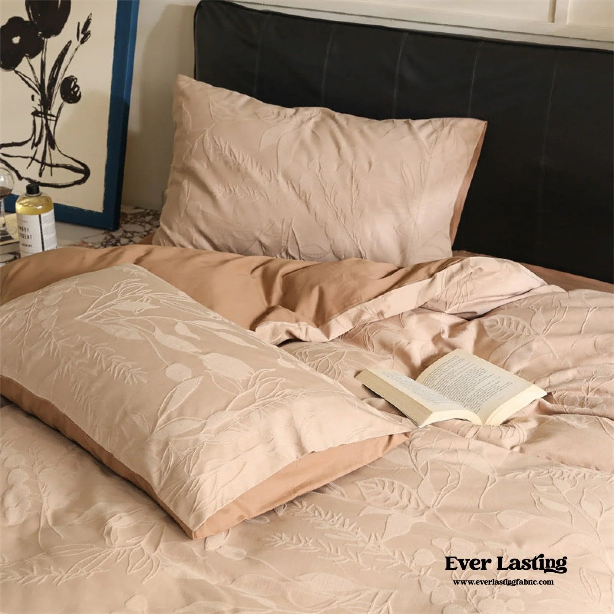 Hidden Garden Jacquard Floral Bedding Set / Moss Green Ever Lasting