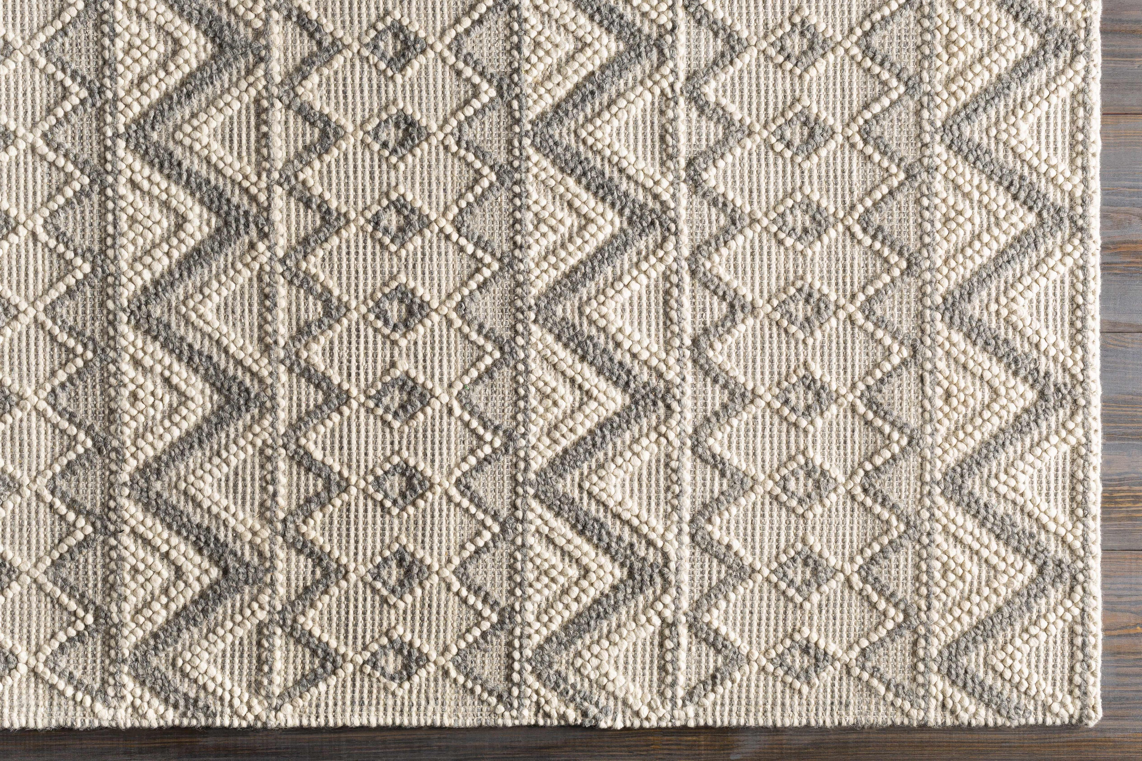 Antigo Wool Area Rug Hauteloom