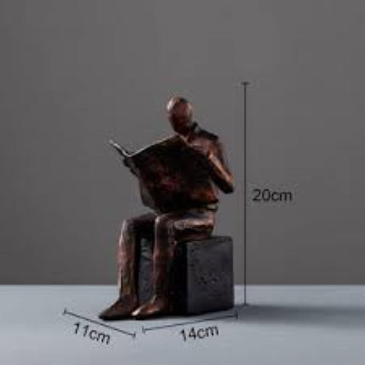 Reader Bookend Sculpture – Black Resin [[SKU:HOA-BKE-001]]