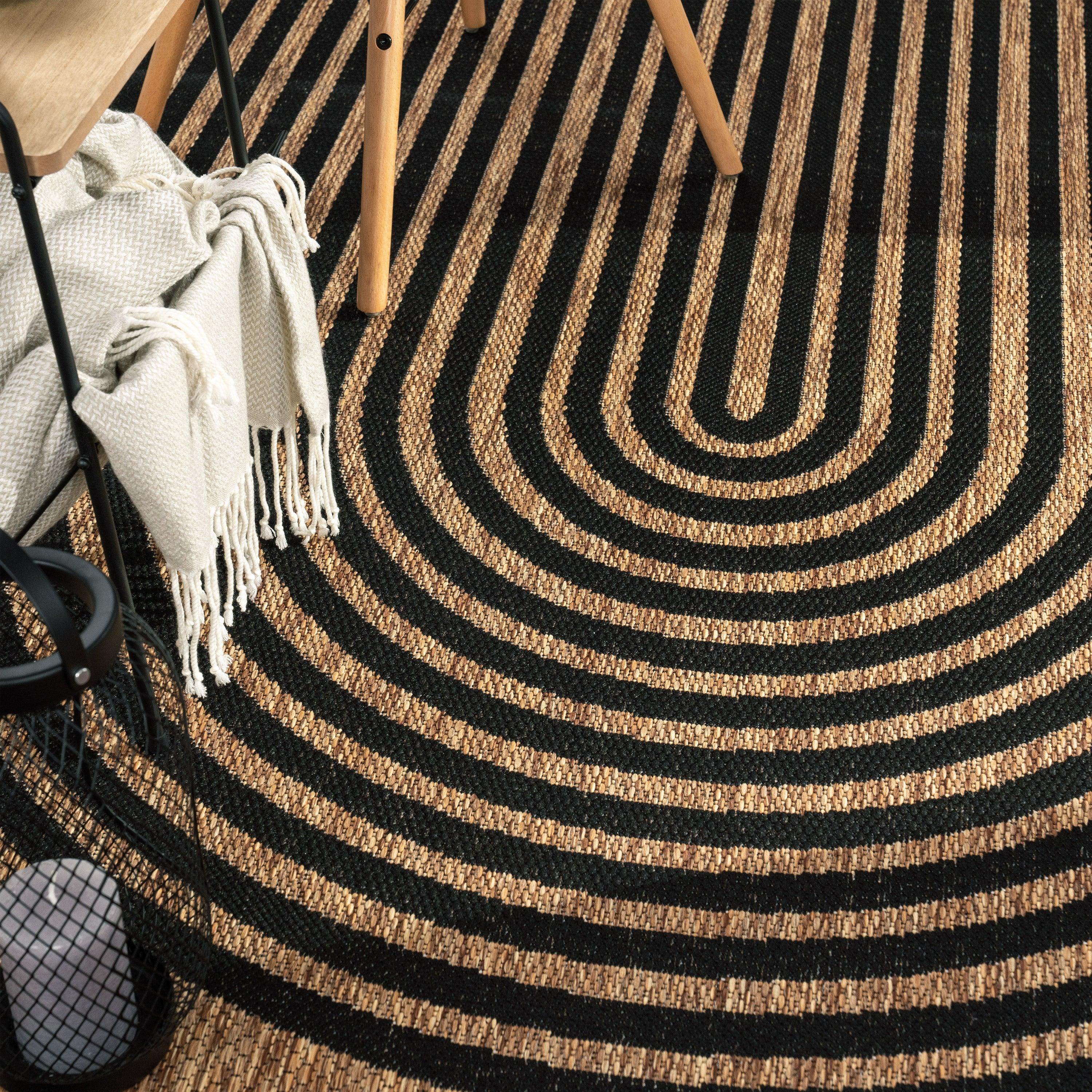 In- & Outdoor Rug Captera with Minimalistic Line Pattern in Nature Beige RugYourHome