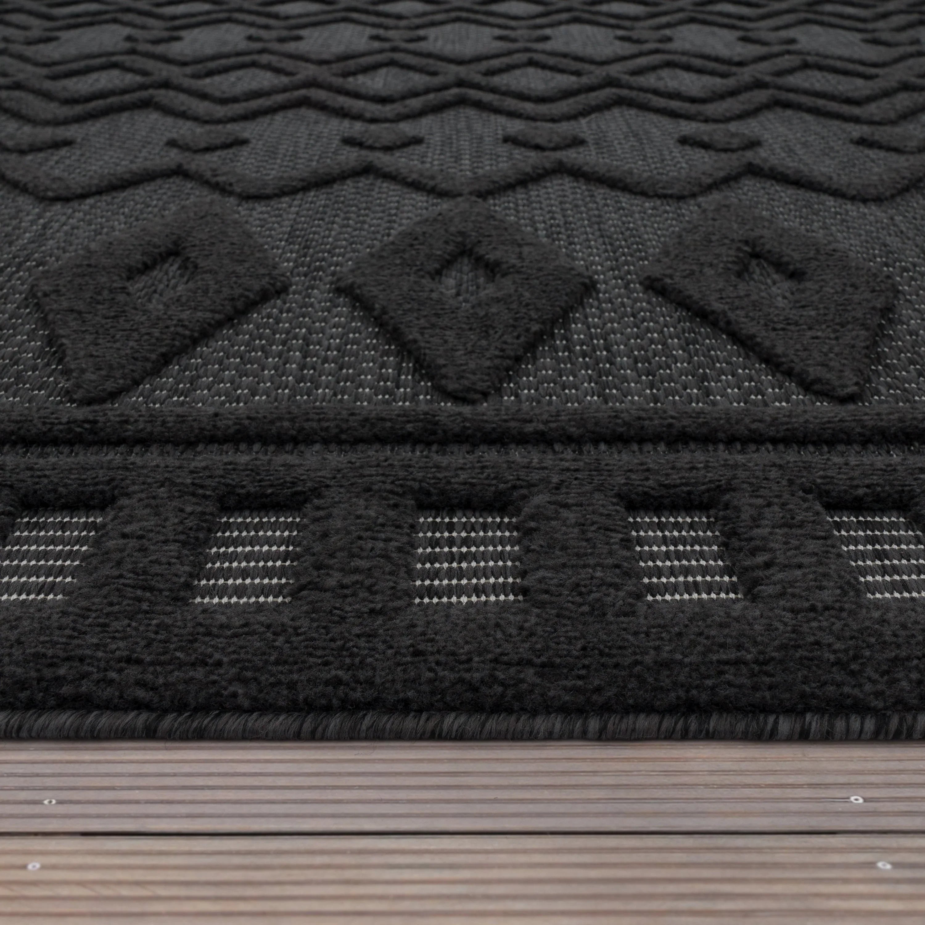 Indoor Outdoor Rug Livorno Geometric Trellis Pattern In Anthracite RugYourHome
