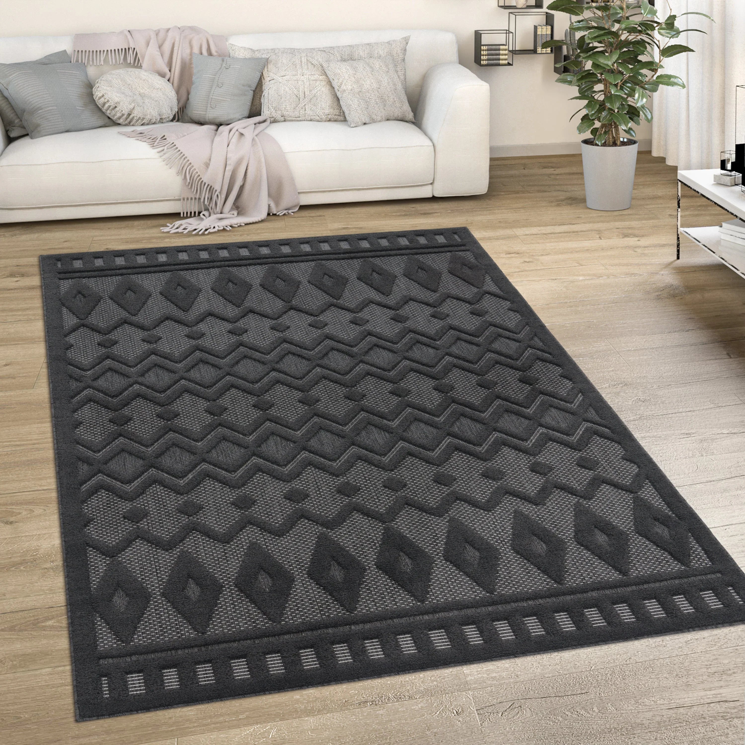 Indoor Outdoor Rug Livorno Geometric Trellis Pattern In Anthracite RugYourHome
