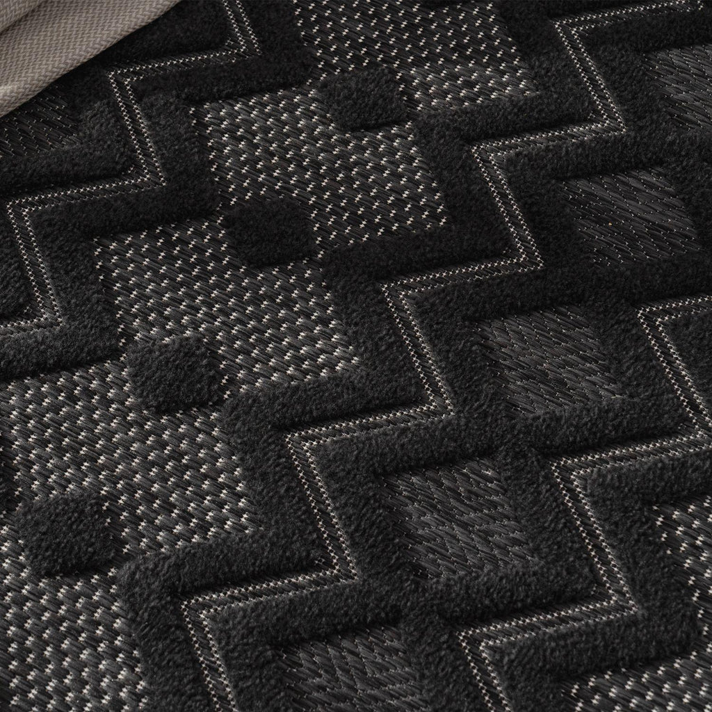 Indoor Outdoor Rug Livorno Geometric Trellis Pattern In Anthracite RugYourHome
