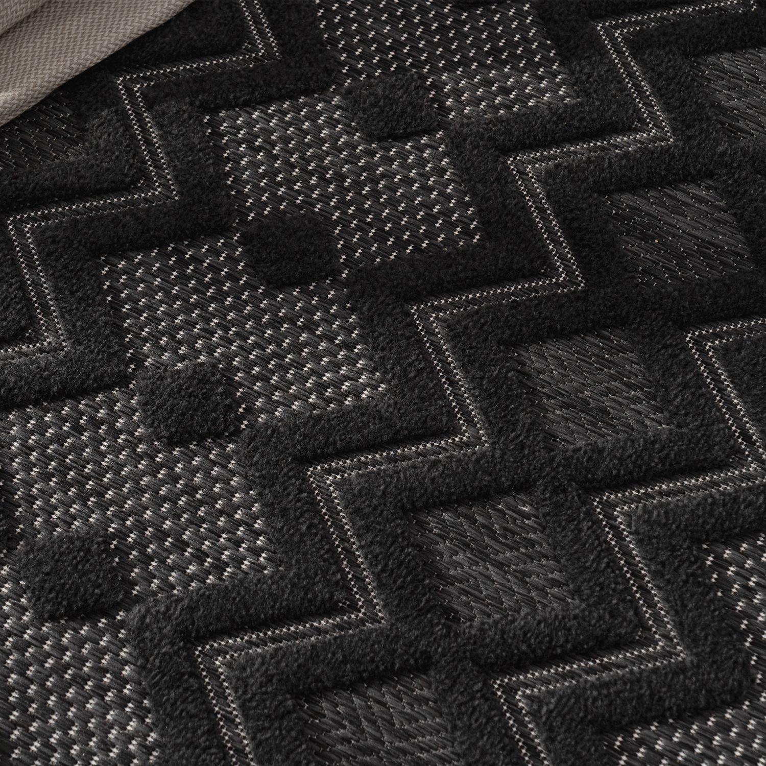 Indoor Outdoor Rug Livorno Geometric Trellis Pattern In Anthracite RugYourHome