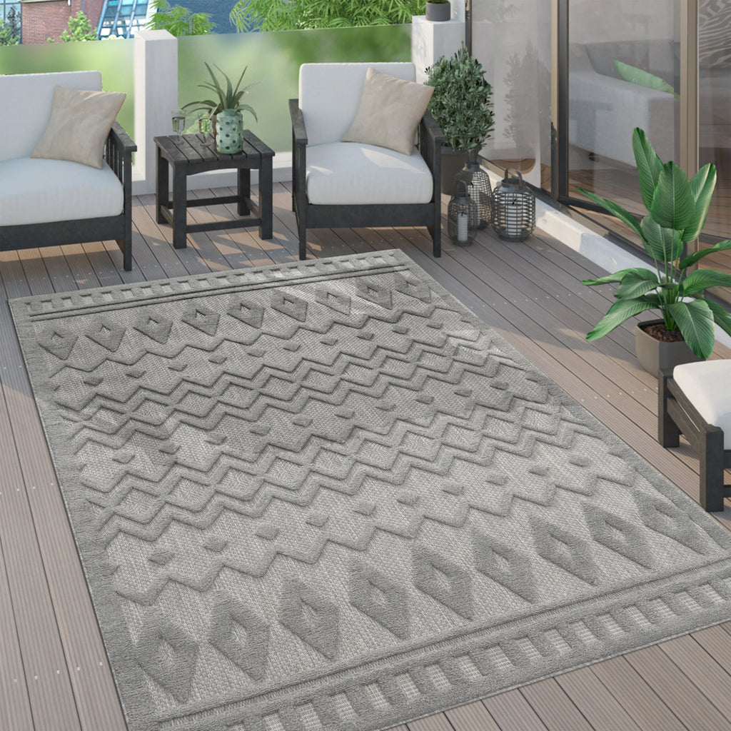 Indoor Outdoor Rug Livorno Geometric Trellis Pattern in Grey, front view - House Of Avana