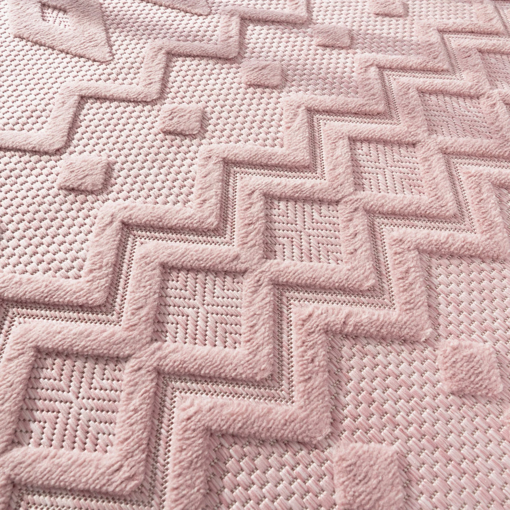 Indoor Outdoor Rug Livorno Geometric Trellis Pattern In Pink RugYourHome