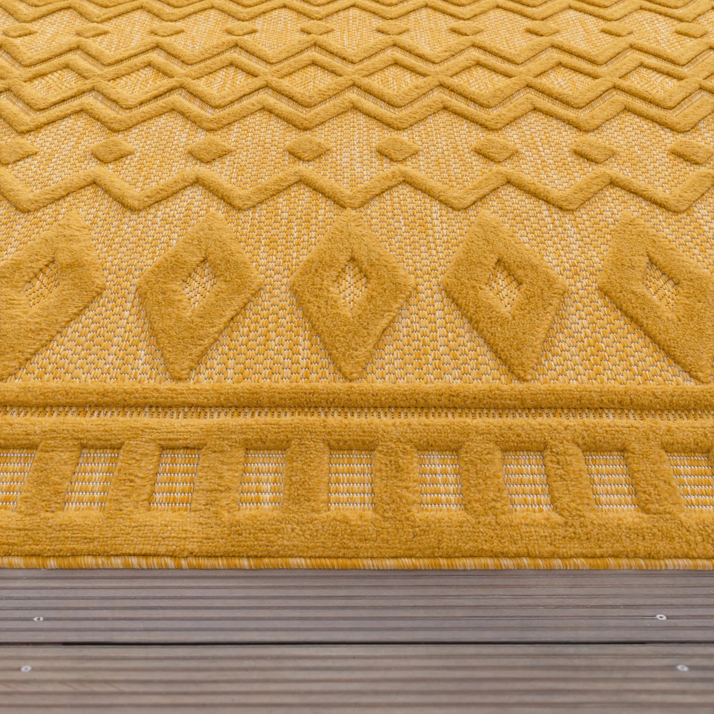 Indoor Outdoor Rug Livorno Geometric Trellis Pattern In Yellow RugYourHome