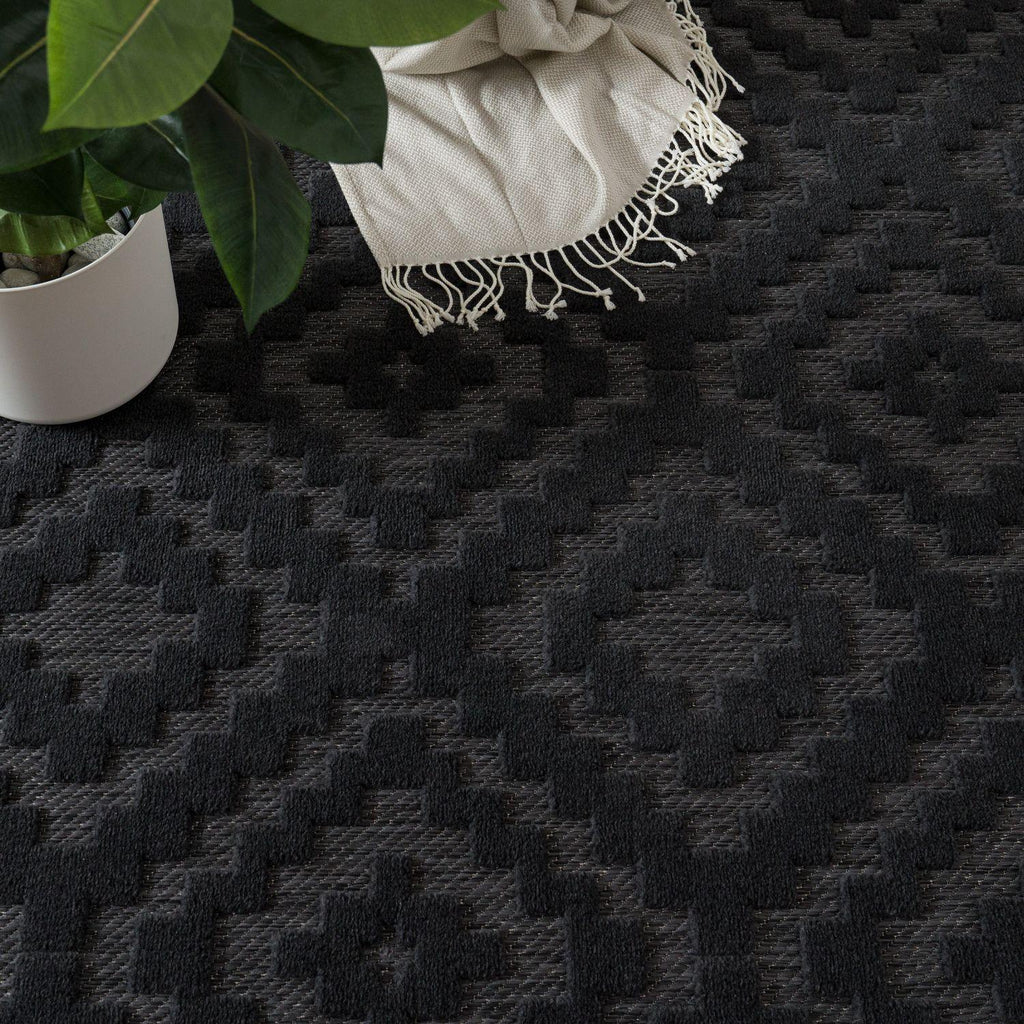 Indoor Outdoor Rug Livorno Trellis High-Low Pattern In Anthracite RugYourHome