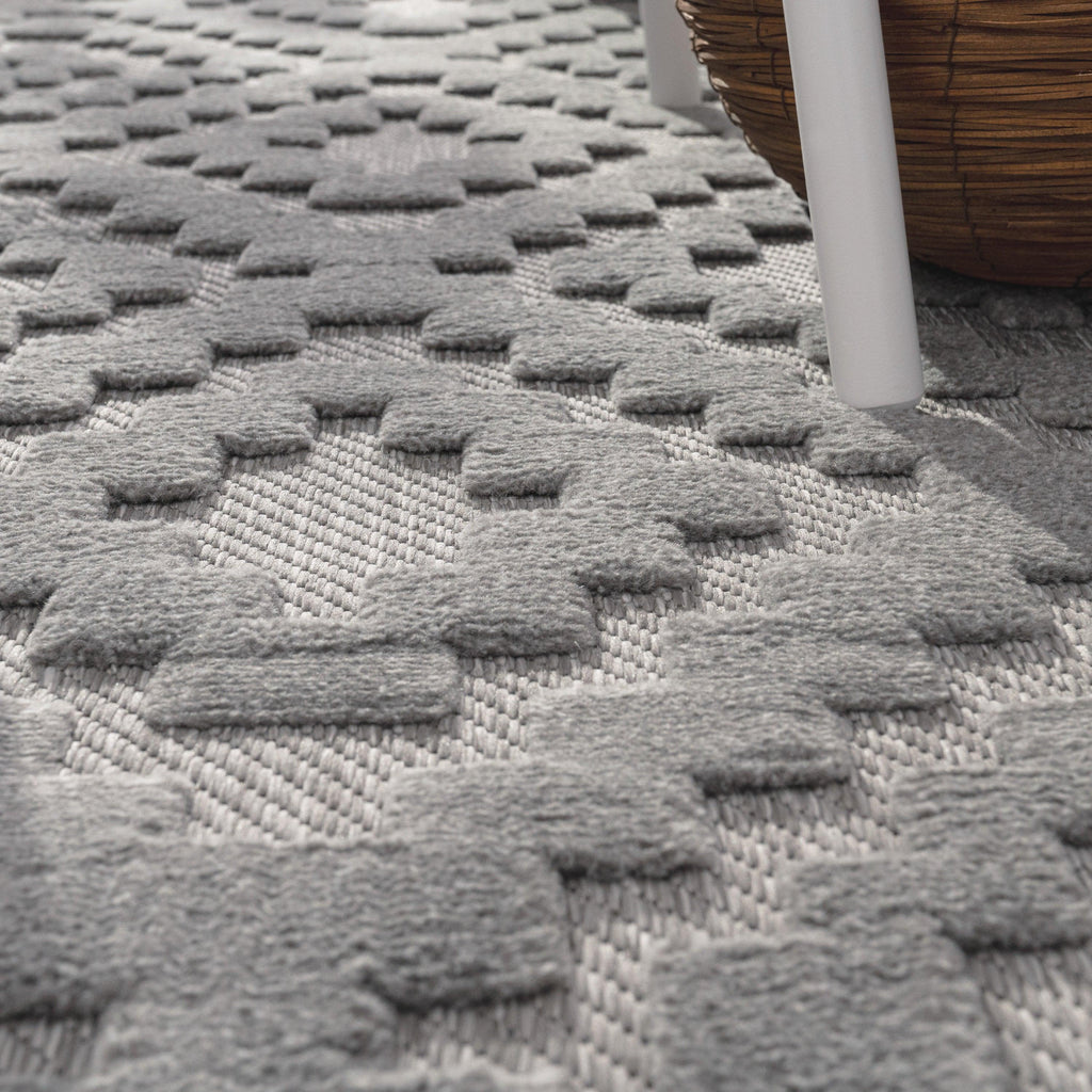 Indoor Outdoor Rug Livorno Trellis High-Low Pattern In Grey RugYourHome