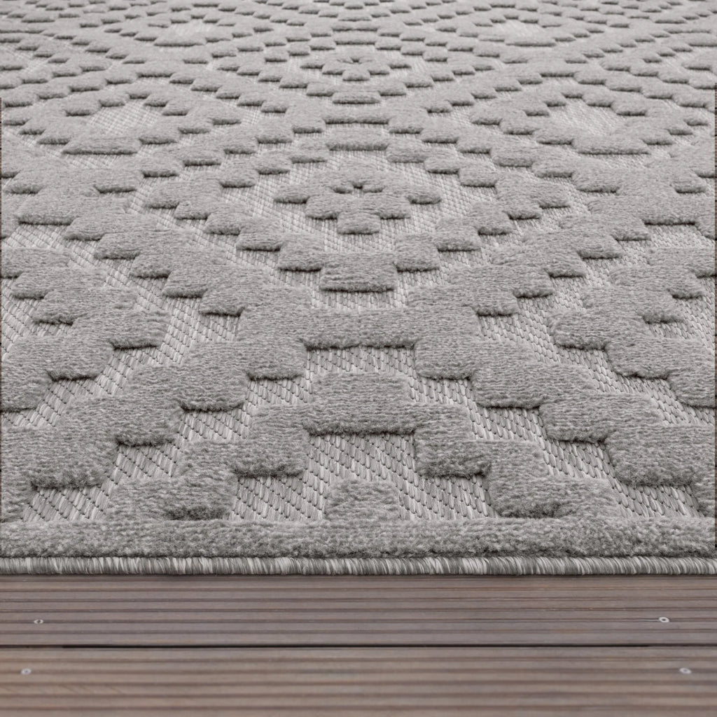 Indoor Outdoor Rug Livorno Trellis High-Low Pattern In Grey RugYourHome
