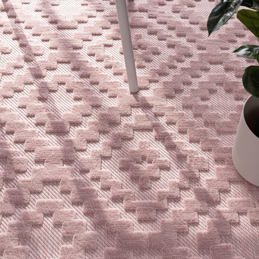 Indoor Outdoor Rug Livorno Trellis High-Low Pattern In Pink RugYourHome