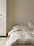 Iris Polka Dot Jacquard Bedding Set Ever Lasting