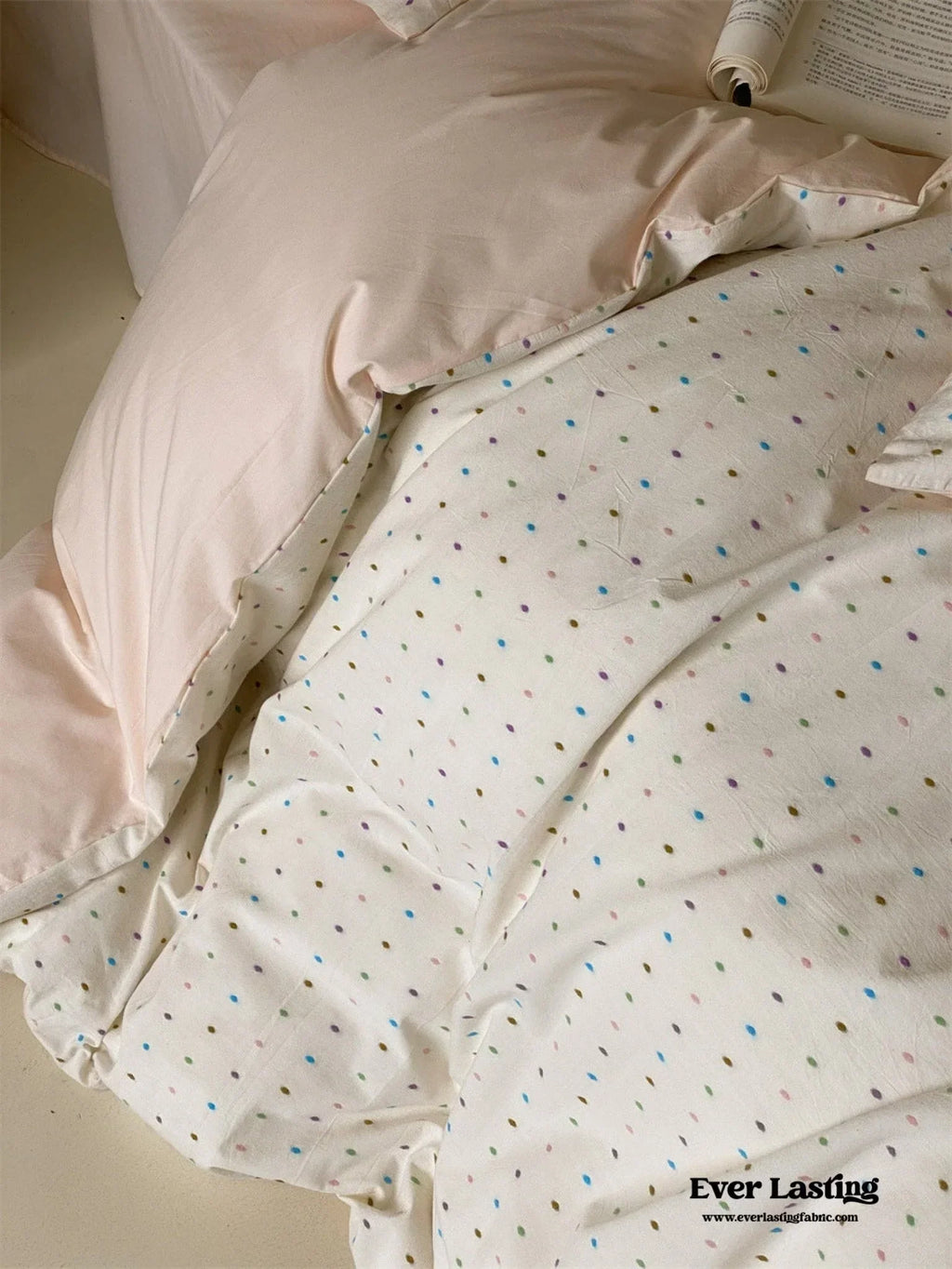 Iris Polka Dot Jacquard Bedding Set Ever Lasting
