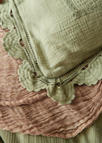 Isadora Lace Ruffle Double Gauze Bedding Set / Brown Ever Lasting