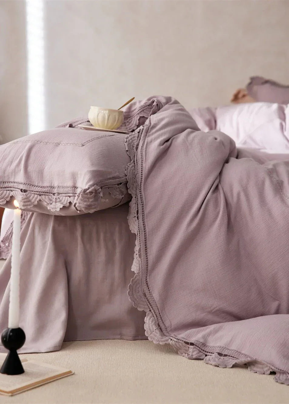 Isadora Lace Ruffle Double Gauze Bedding Set / Brown Ever Lasting