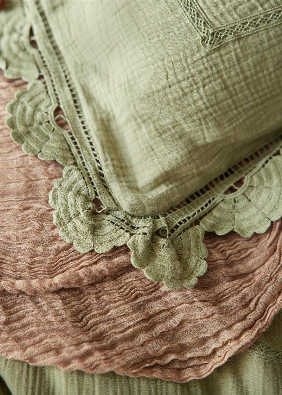 Isadora Lace Ruffle Double Gauze Bedding Set / Green Ever Lasting