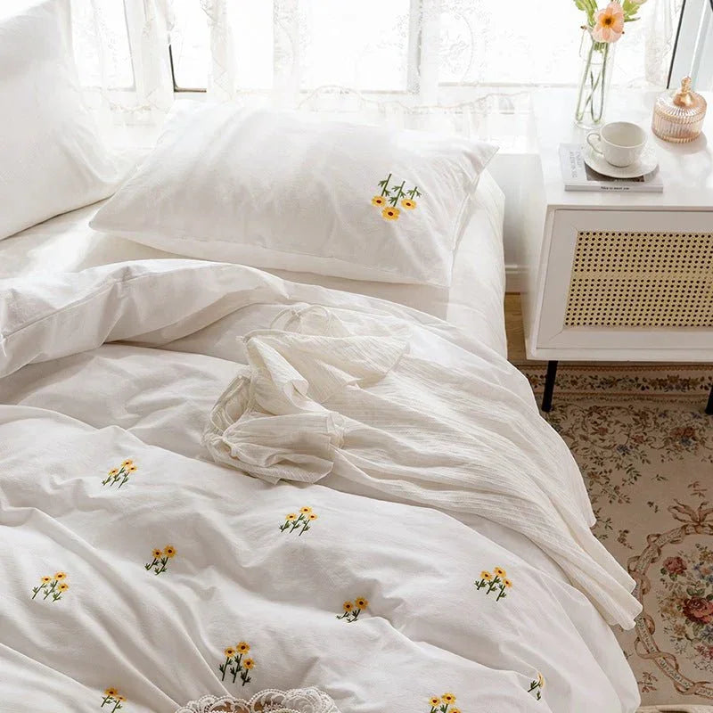 Isla White Floral Embroidered Bedding Set / Sunflower Ever Lasting