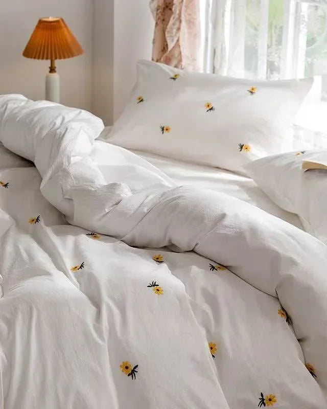 Isla White Floral Embroidered Bedding Set / Sunflower Ever Lasting