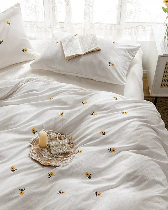 Isla White Floral Embroidered Bedding Set / Sunflower Ever Lasting