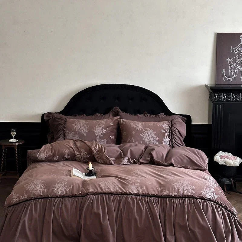 Jacquard Gilded Velvet Ruffled Bedding Set / Pink Ever Lasting