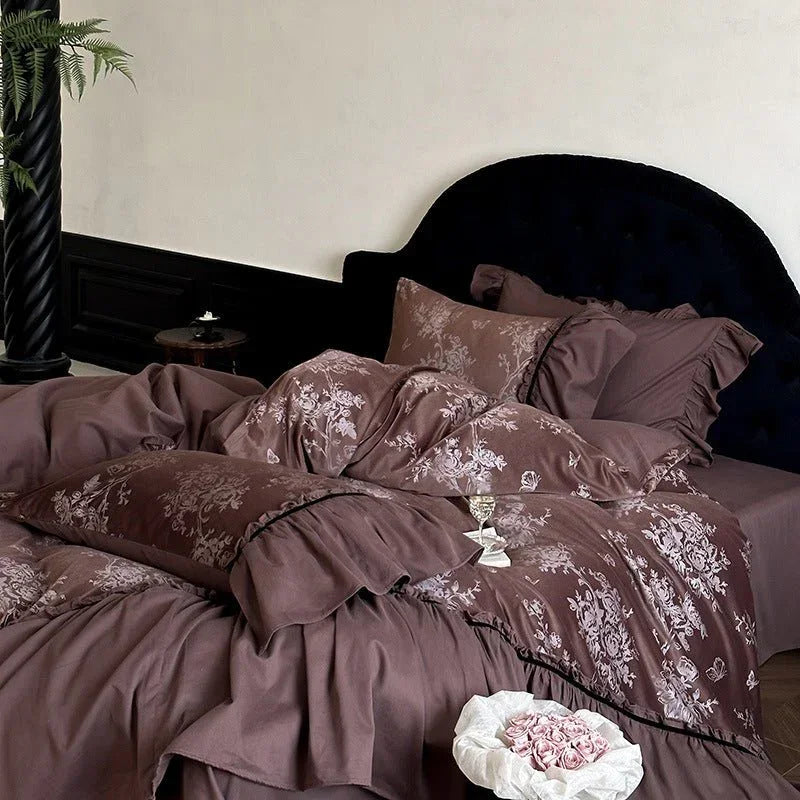 Jacquard Gilded Velvet Ruffled Bedding Set / Pink Ever Lasting