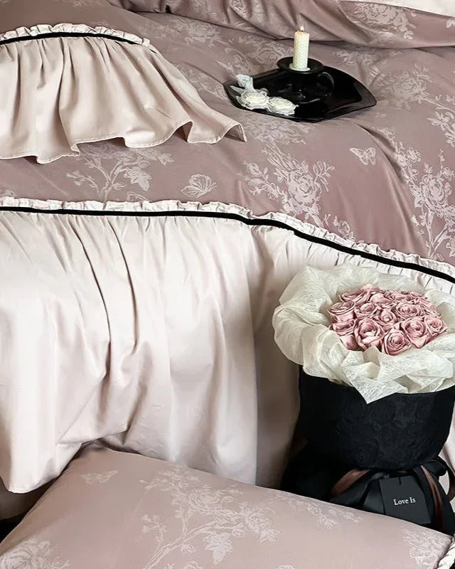 Jacquard Gilded Velvet Ruffled Bedding Set / Pink Ever Lasting