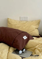 James Striped Bedding Set / Blue Ever Lasting