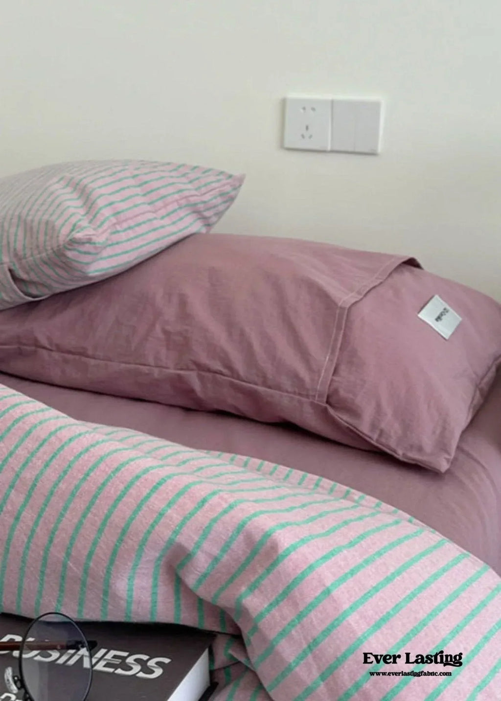 James Striped Bedding Set / Blue Ever Lasting