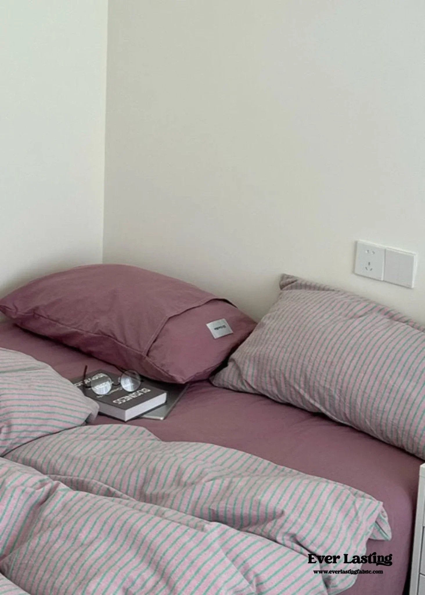 James Striped Bedding Set / Purple Ever Lasting