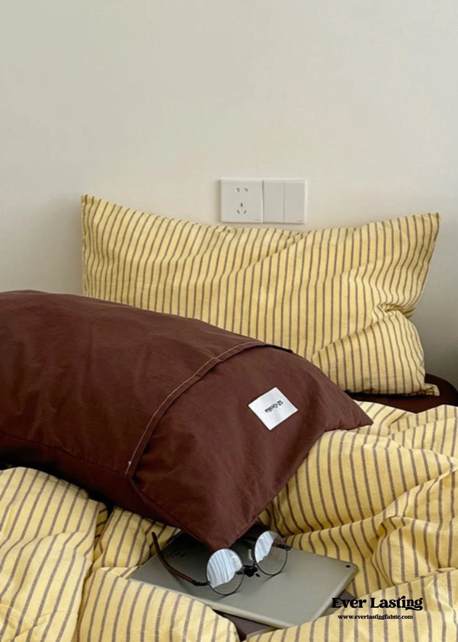 James Striped Bedding Set / Yellow