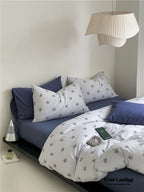 Jersey Knit Cotton Floral Bedding Set / White + Dark Blue Ever Lasting