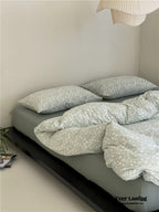 Jersey Knit Cotton Floral Bedding Set / White + Dark Blue Ever Lasting