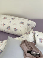 Jersey Knit Cotton Floral Bedding Set / White + Dark Blue Ever Lasting