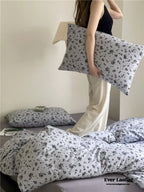 Jersey Knit Cotton Floral Bedding Set / White + Dark Blue Ever Lasting