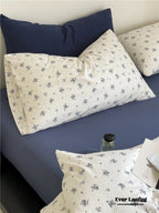 Jersey Knit Cotton Floral Bedding Set / White + Dark Blue Ever Lasting