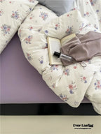 Jersey Knit Cotton Floral Bedding Set / White + Dark Blue Ever Lasting