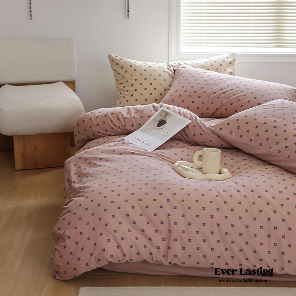 Jersey Knit Dotted Bedding Set / Pink Ever Lasting
