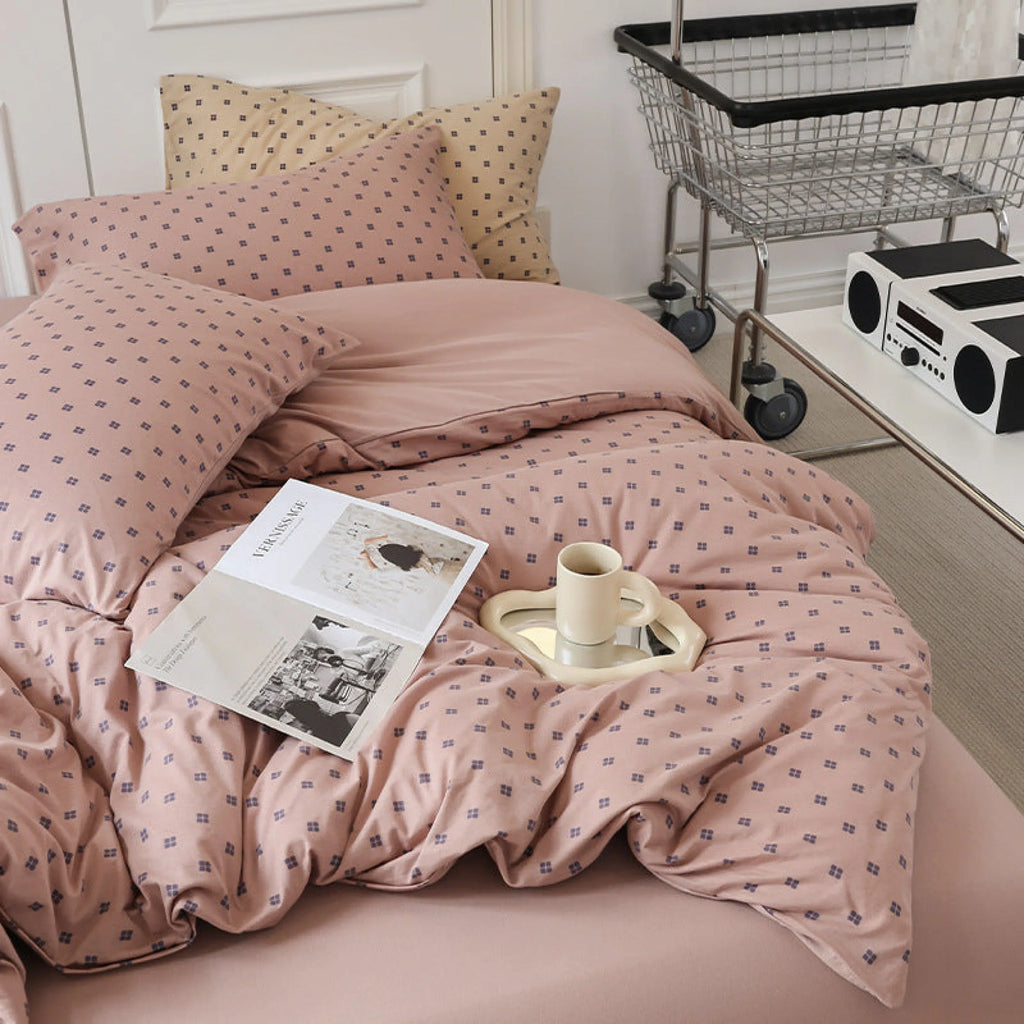 Jersey Knit Dotted Bedding Set / Pink Ever Lasting