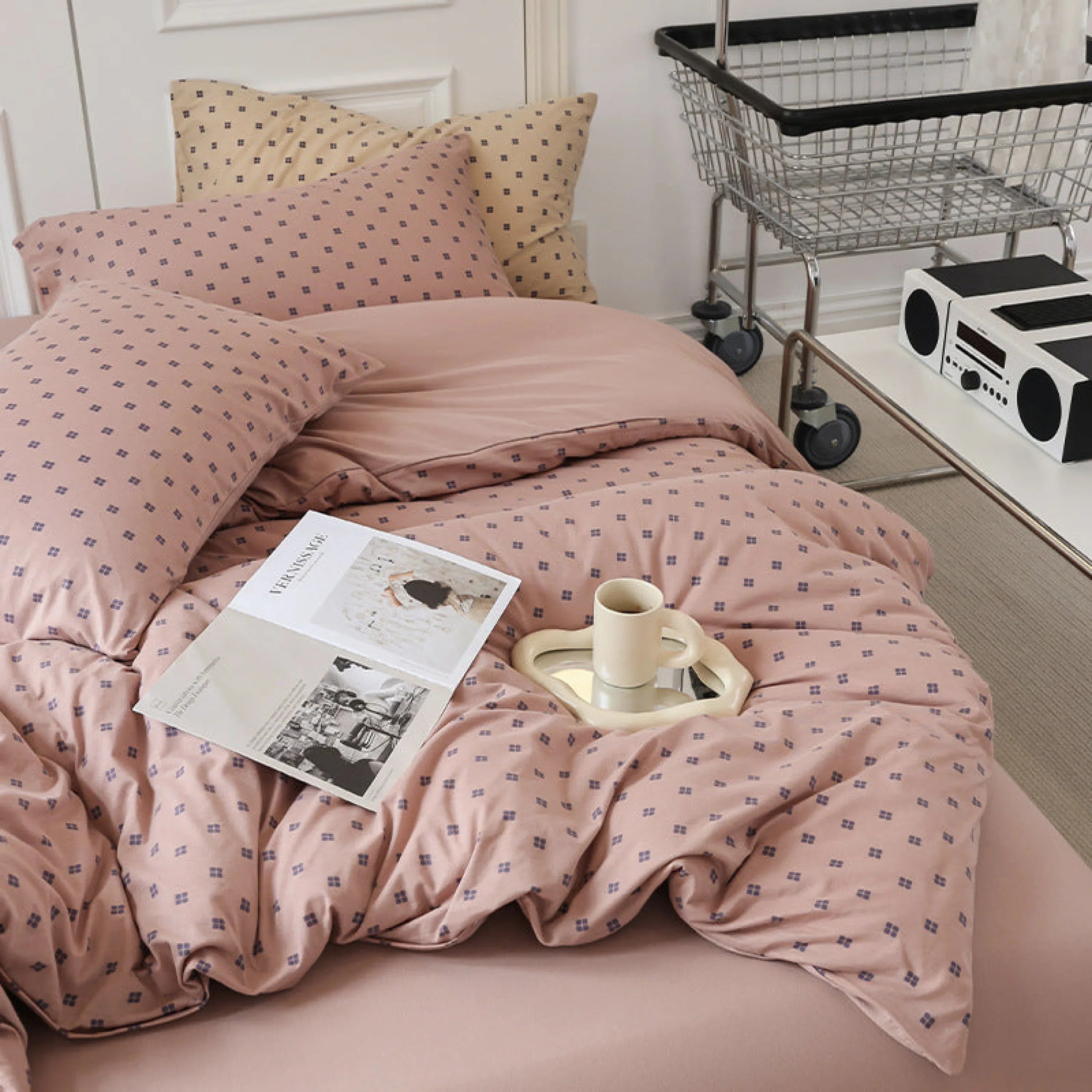 Jersey Knit Dotted Bedding Set / Pink Ever Lasting