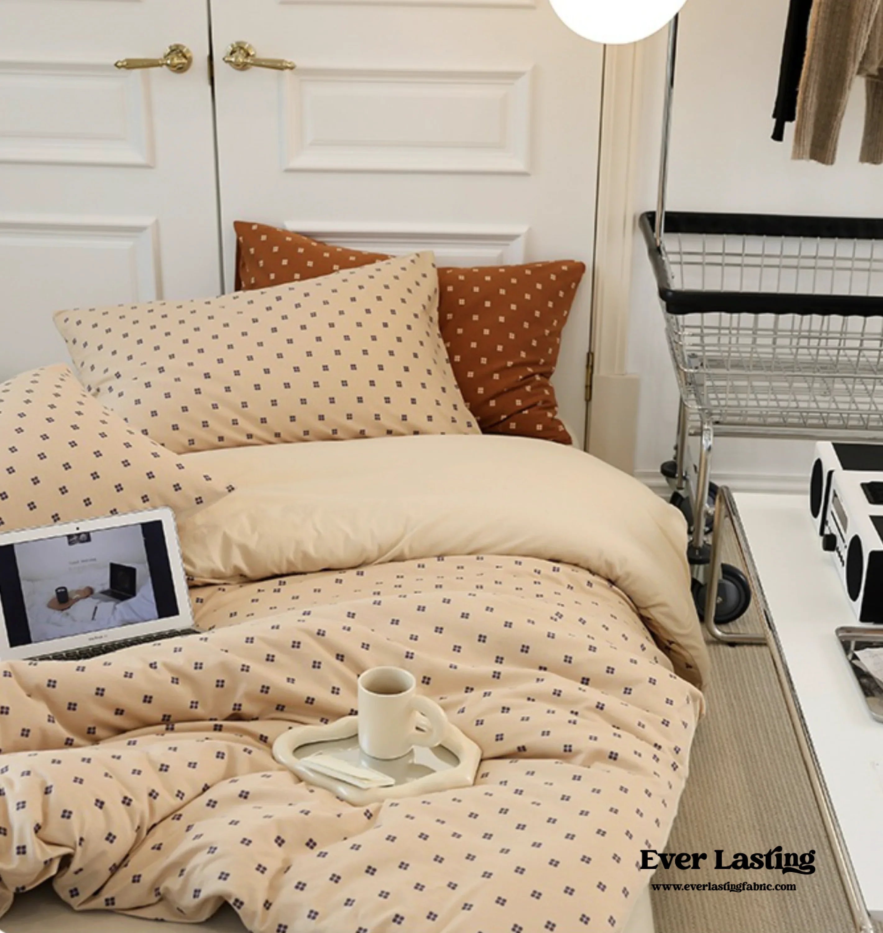 Jersey Knit Dotted Bedding Set / Pumpkin Orange Brown Ever Lasting