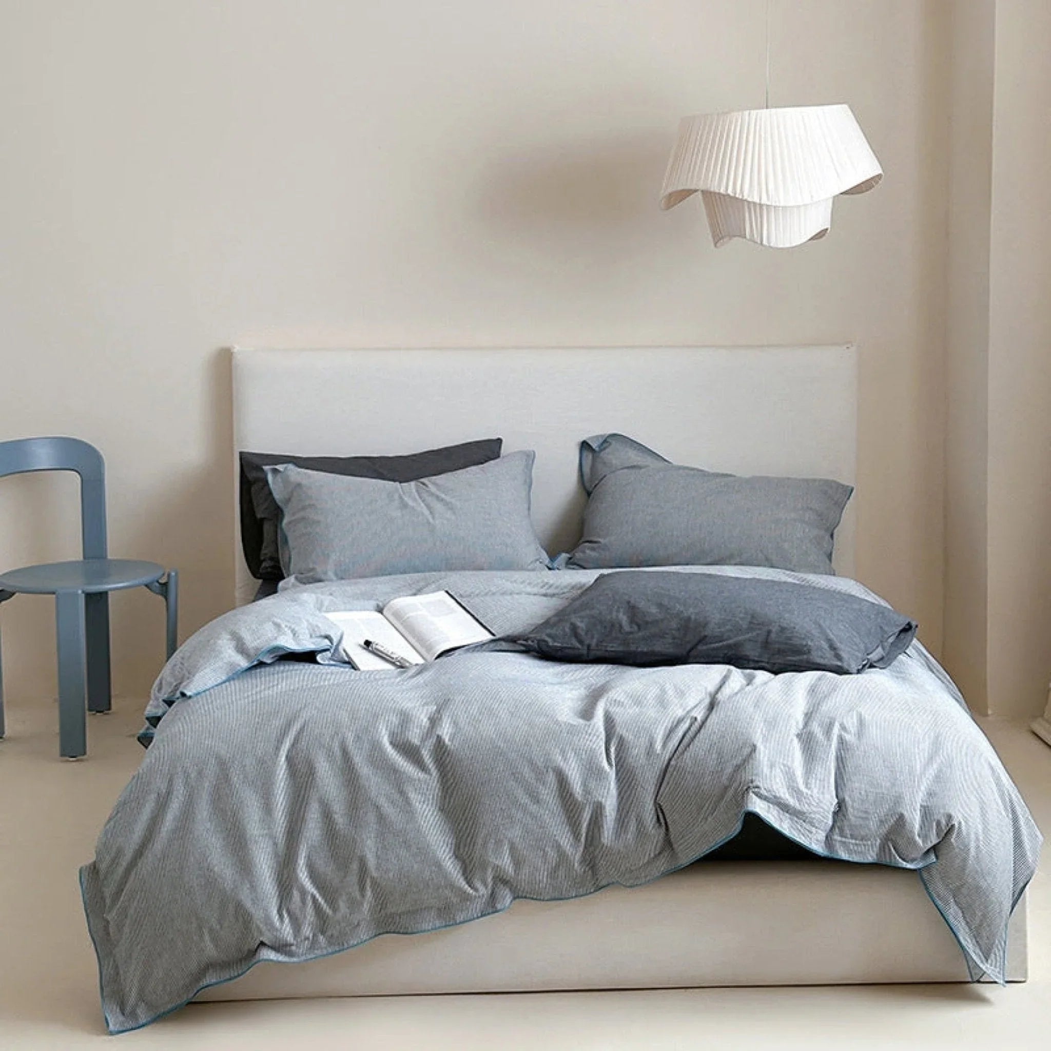 Joce Striped Bedding Set / Blue