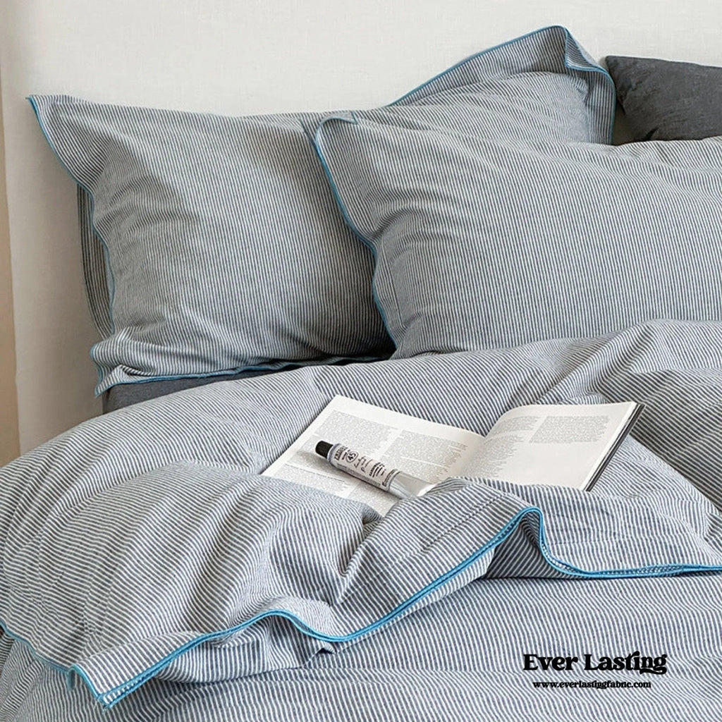 Joce Striped Bedding Set / Blue