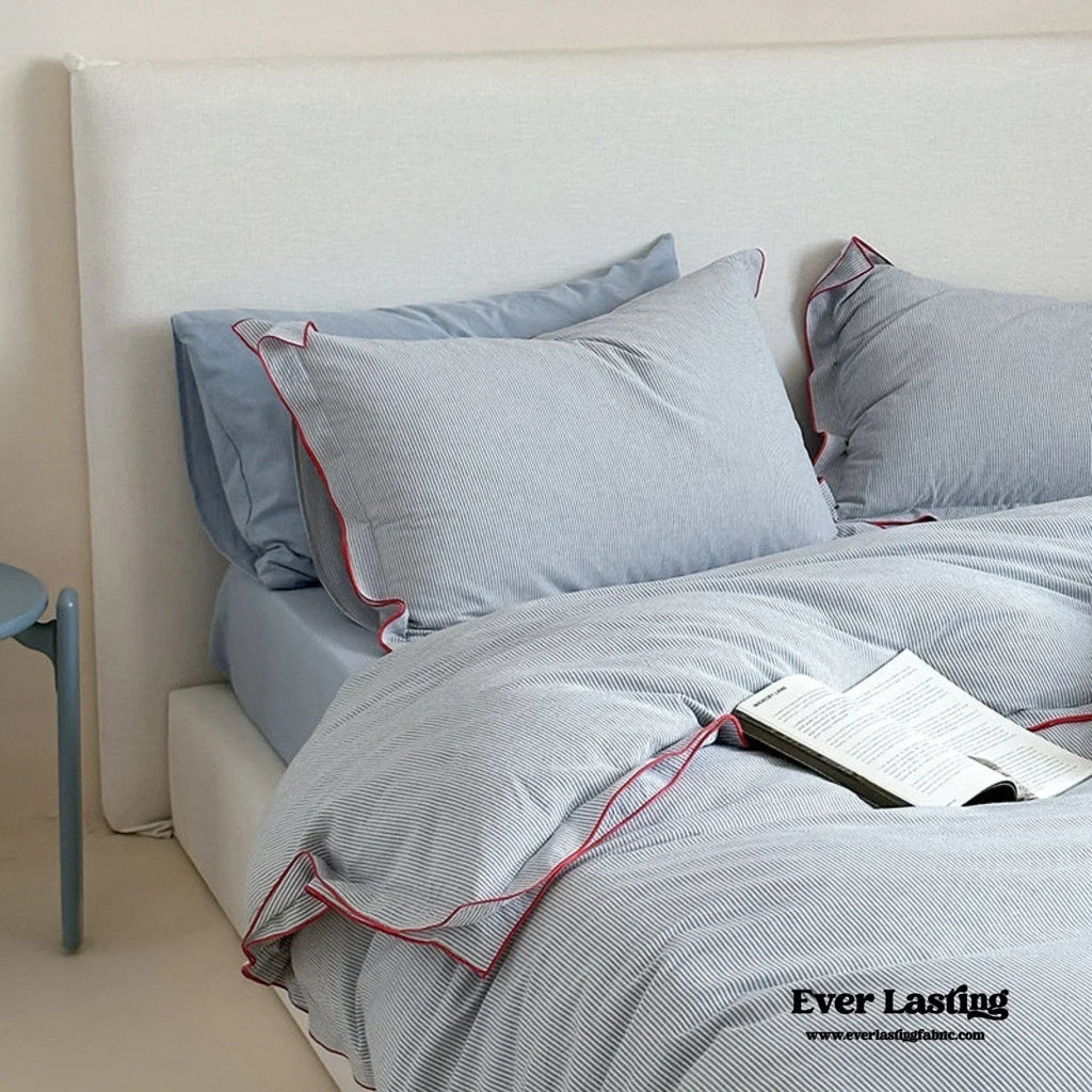Joce Striped Bedding Set / Blue Ever Lasting